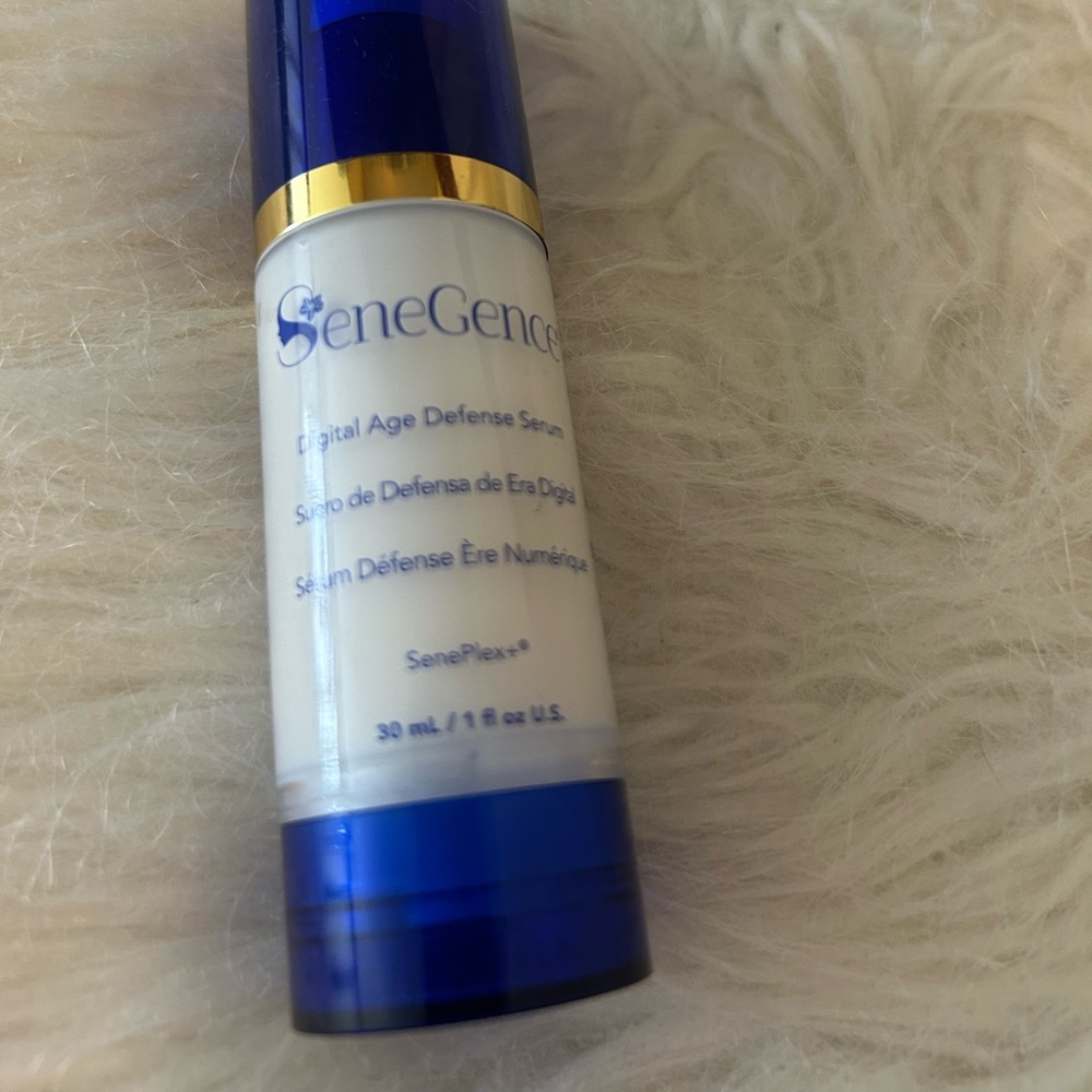 SeneGence Digital Age Defense Serum